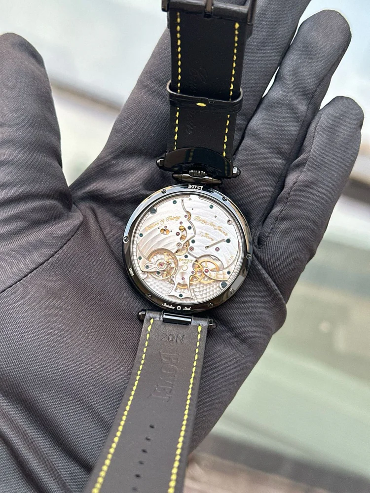 Bovet 19 THIRTY DLC STEEL YELLOW 7 days